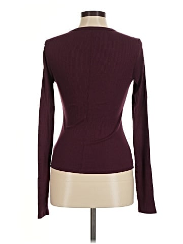 Gap Long Sleeve T-Shirt (view 2)