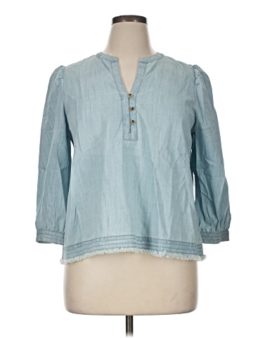 wonderly 3/4 Sleeve Blouse (view 1)