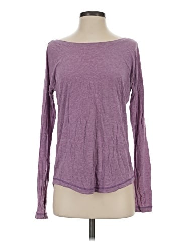 Under Armour Long Sleeve T-Shirt (view 1)