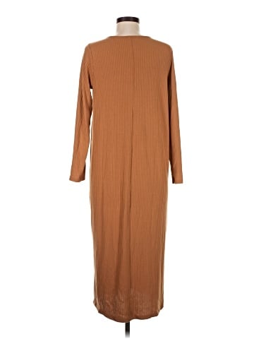 Old Navy Casual Dress (view 2)