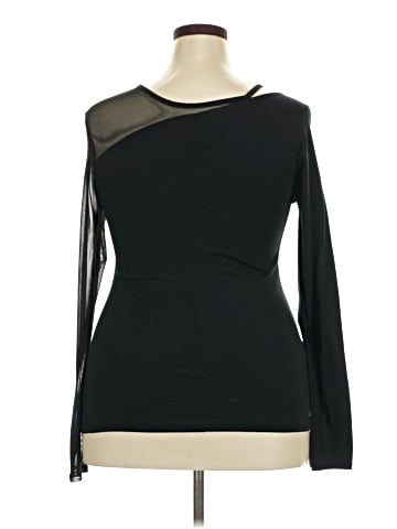 Fabletics Long Sleeve T-Shirt (view 2)