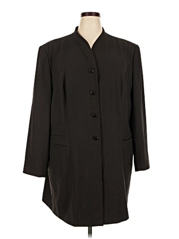 Larry Levine Coat (view 1)