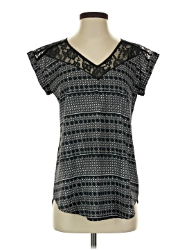 Express Outlet Short Sleeve Top (view 1)