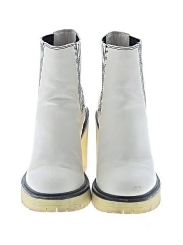 Dolce Vita Ankle Boots (view 2)