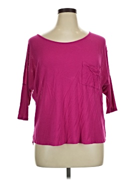 Bongo 3/4 Sleeve Top (view 1)