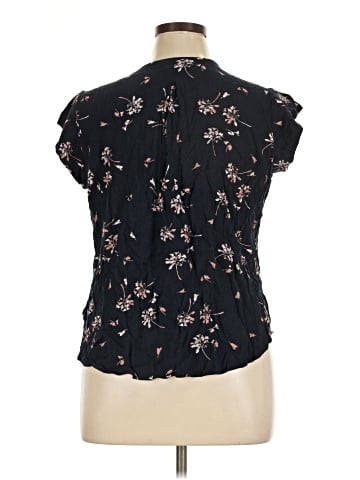 Liz Claiborne Short Sleeve Blouse (view 2)