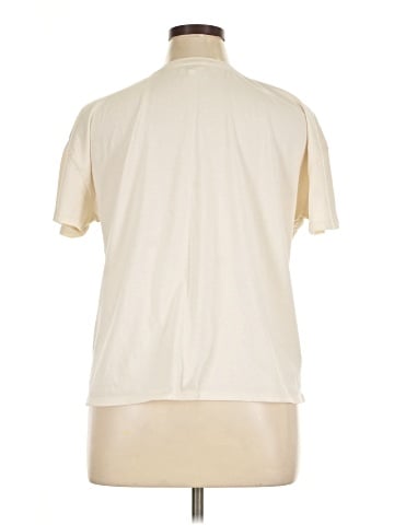 Maurices Short Sleeve T-Shirt (view 2)