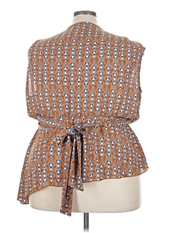 Lilian Sleeveless Blouse (view 2)