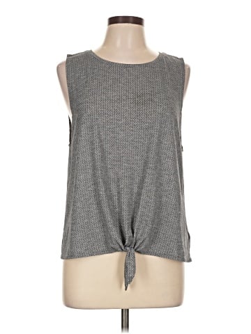 Gap Fit Sleeveless T-Shirt (view 1)
