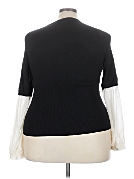 Studio M 3/4 Sleeve Top (view 2)