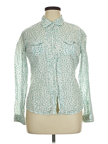 Maurices Long Sleeve Button-Down Shirt (view 1)
