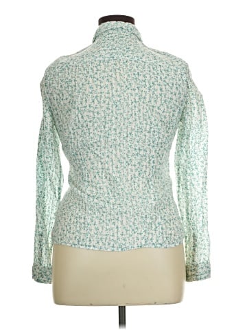 Maurices Long Sleeve Button-Down Shirt (view 2)