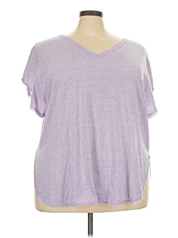 Amaryllis Short Sleeve T-Shirt (view 1)
