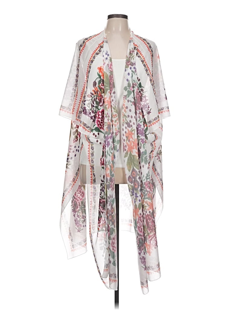 Pre-owned Unbranded Kimono In Ivory