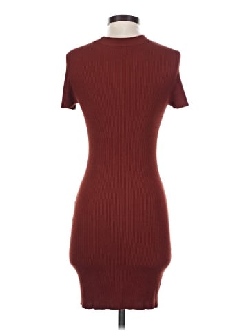 No Boundaries Casual Dress (view 2)