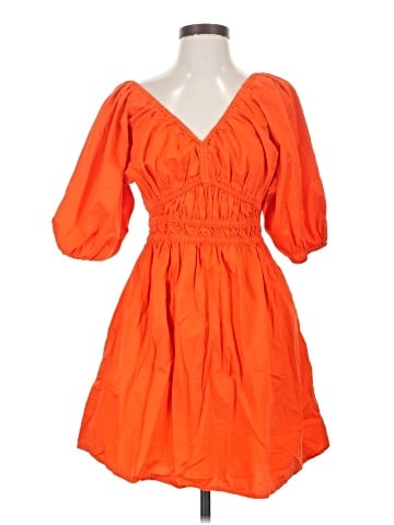 Old Navy Cocktail Dress (view 1)