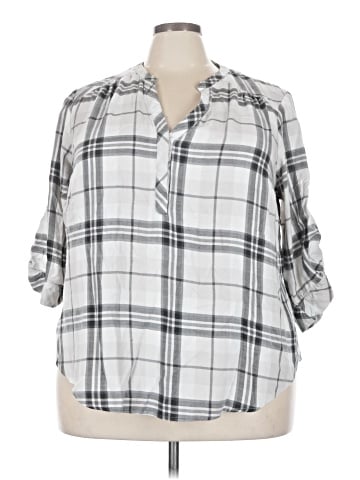 Torrid 3/4 Sleeve T-Shirt (view 1)
