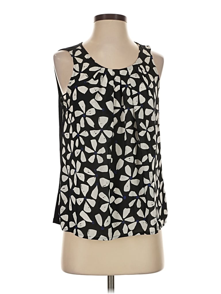 Pre-owned Elle Sleeveless Blouse In Black