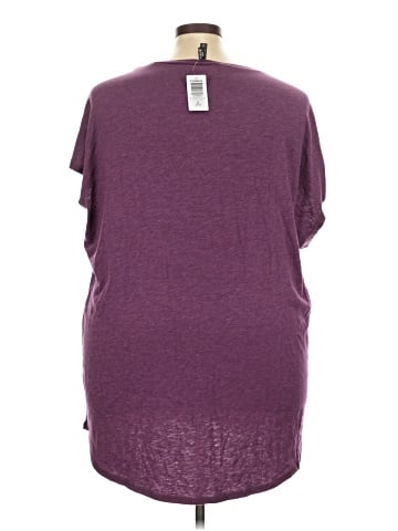 Torrid Short Sleeve T-Shirt (view 2)