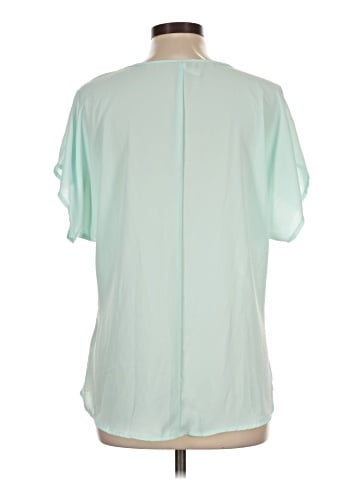 Xhilaration Short Sleeve Blouse (view 2)