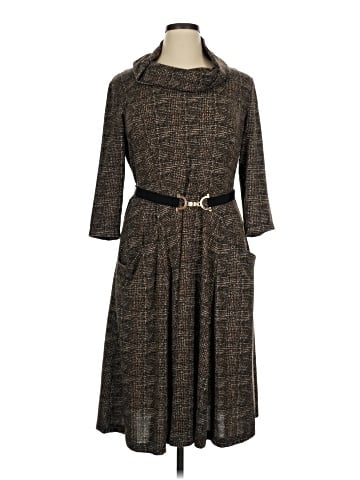 Signature by Robbie Bee Casual Dress (view 1)