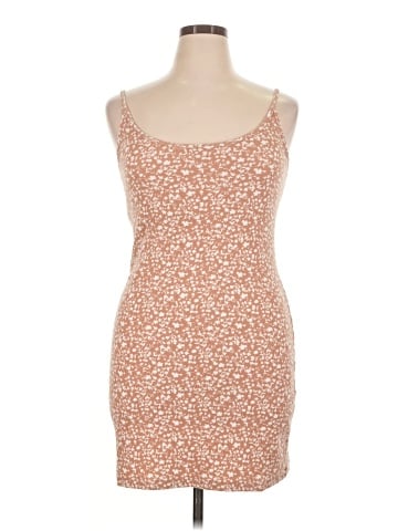 Old Navy Casual Dress (view 1)