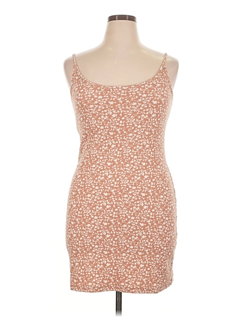 Pre-owned Old Navy Casual Dress In Tan
