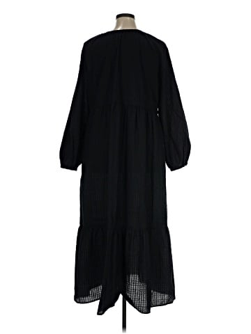 Old Navy Casual Dress (view 2)