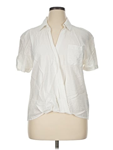 Kohl's Short Sleeve Blouse (view 1)