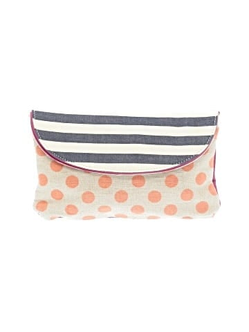 Tulu Clutch (view 1)