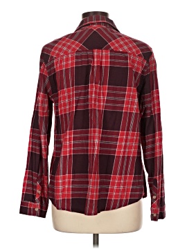 Croft & Barrow Long Sleeve Button-Down Shirt (view 2)
