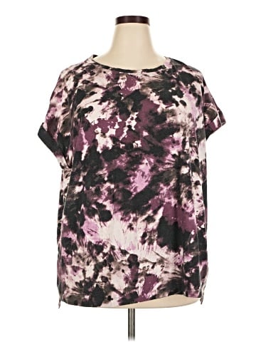 Lularoe Short Sleeve T-Shirt (view 1)