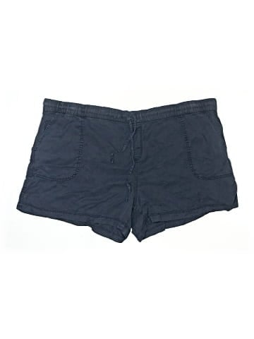 Gap Shorts (view 1)
