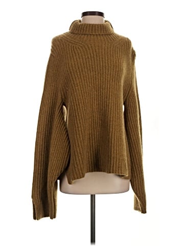 Khaite Cashmere Pullover Sweater (view 1)