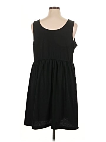 Ava & Viv Casual Dress (view 2)