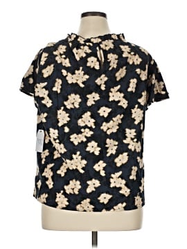 Time and Tru Short Sleeve Blouse (view 2)