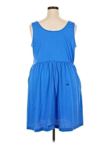 Ava & Viv Casual Dress (view 2)