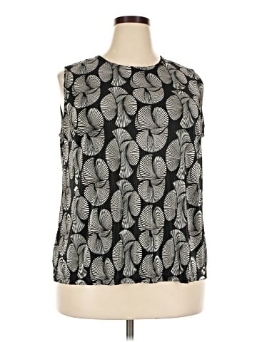 Ronni Nicole Sleeveless Blouse (view 1)