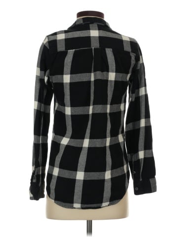 G.H. Bass & Co. Long Sleeve Button-Down Shirt (view 2)