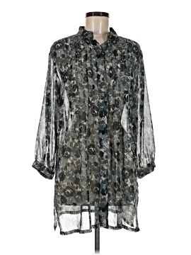 Travelsmith 3/4 Sleeve Blouse