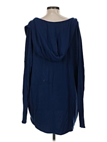 Athleta Poncho (view 2)