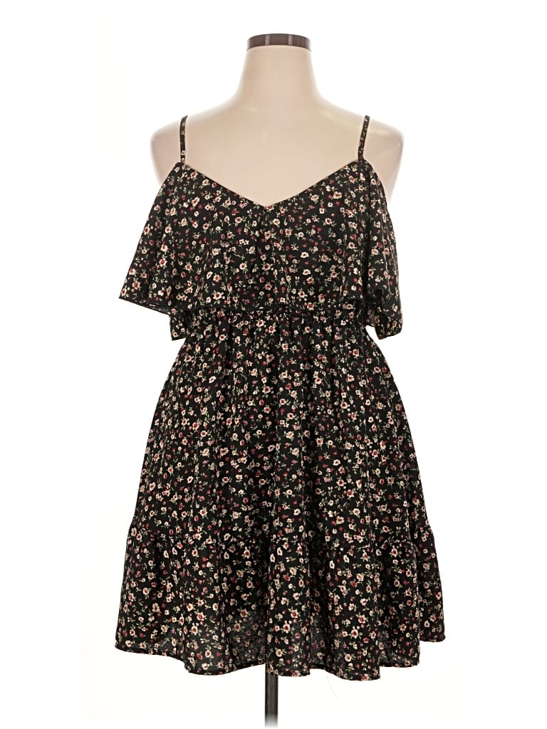 Pre-owned Shein Curve Casual Dress In Black
