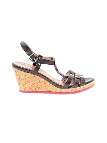 Biala Wedges (view 1)