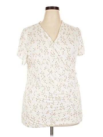 Lane Bryant Short Sleeve T-Shirt (view 1)