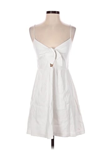 Alice + Olivia Casual Dress (view 1)
