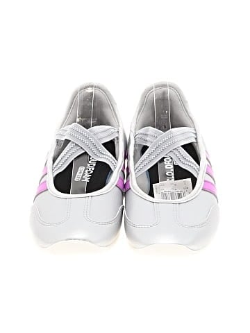 Adidas Flats (view 2)