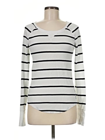 Victoria's Secret Pink Long Sleeve T-Shirt (view 1)