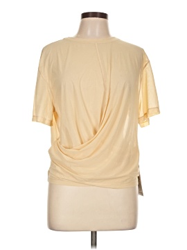 Lululemon Athletica Short Sleeve T Shirt