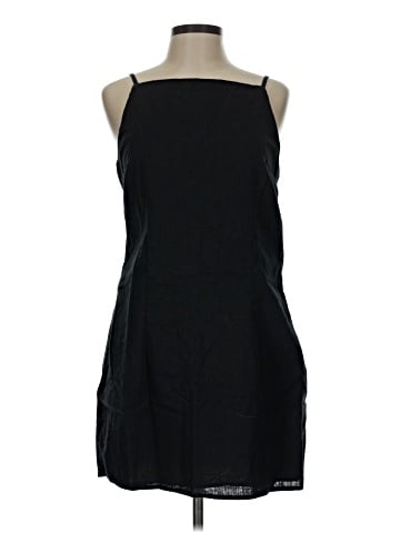 Abercrombie & Fitch Cocktail Dress (view 1)