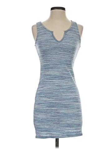 American Eagle Outfitters Casual Dress (view 1)